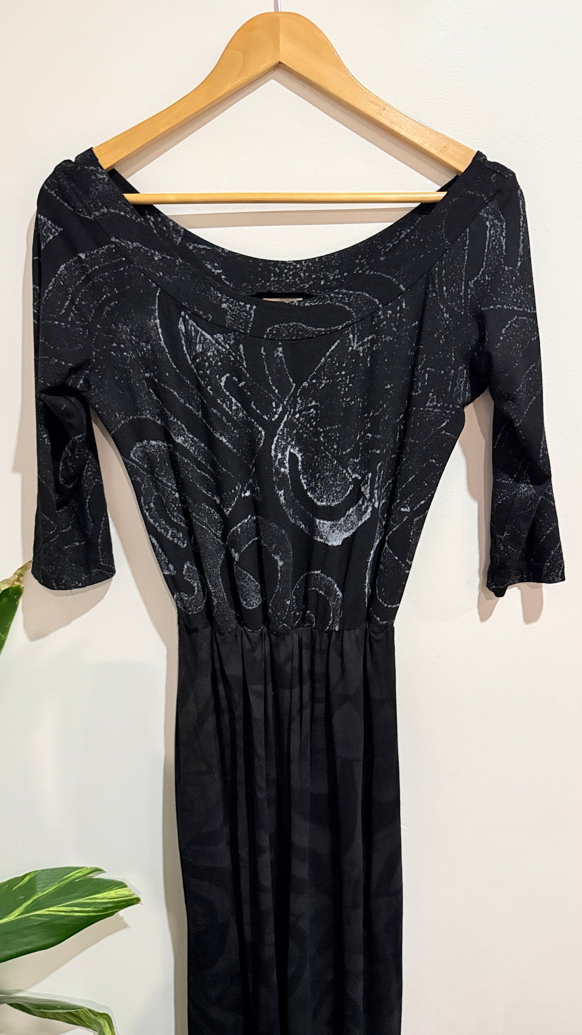 TAV Black Marbled Print Long Sleeve Jumpsuit Size 12