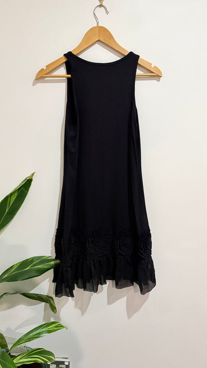 Black Rosette Applique Ruffle Hem Sleeveless Dress Size S