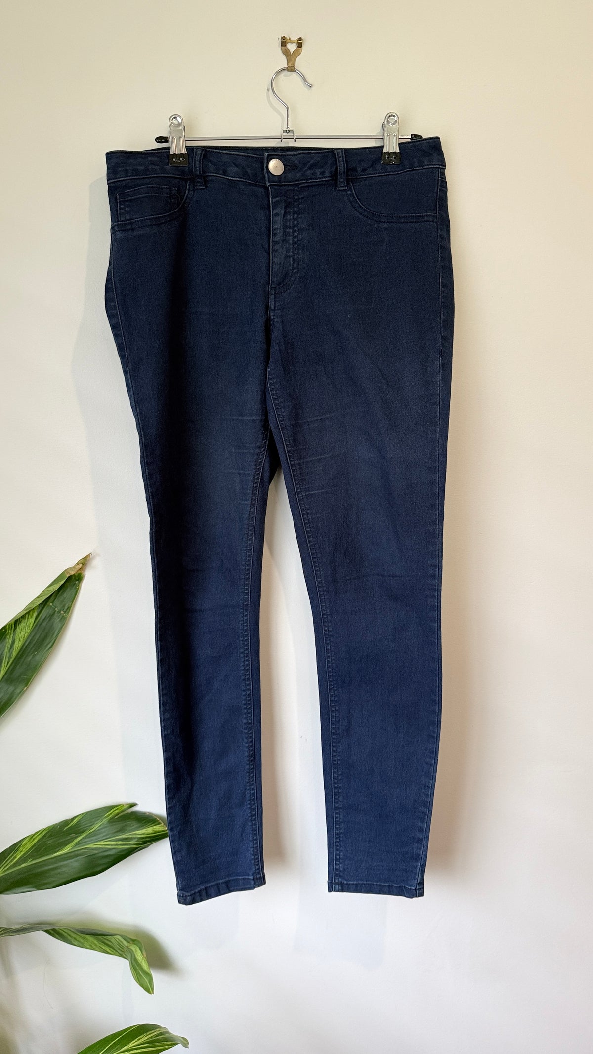 Anko Dark Wash Mid Rise Skinny Jeans Size 12