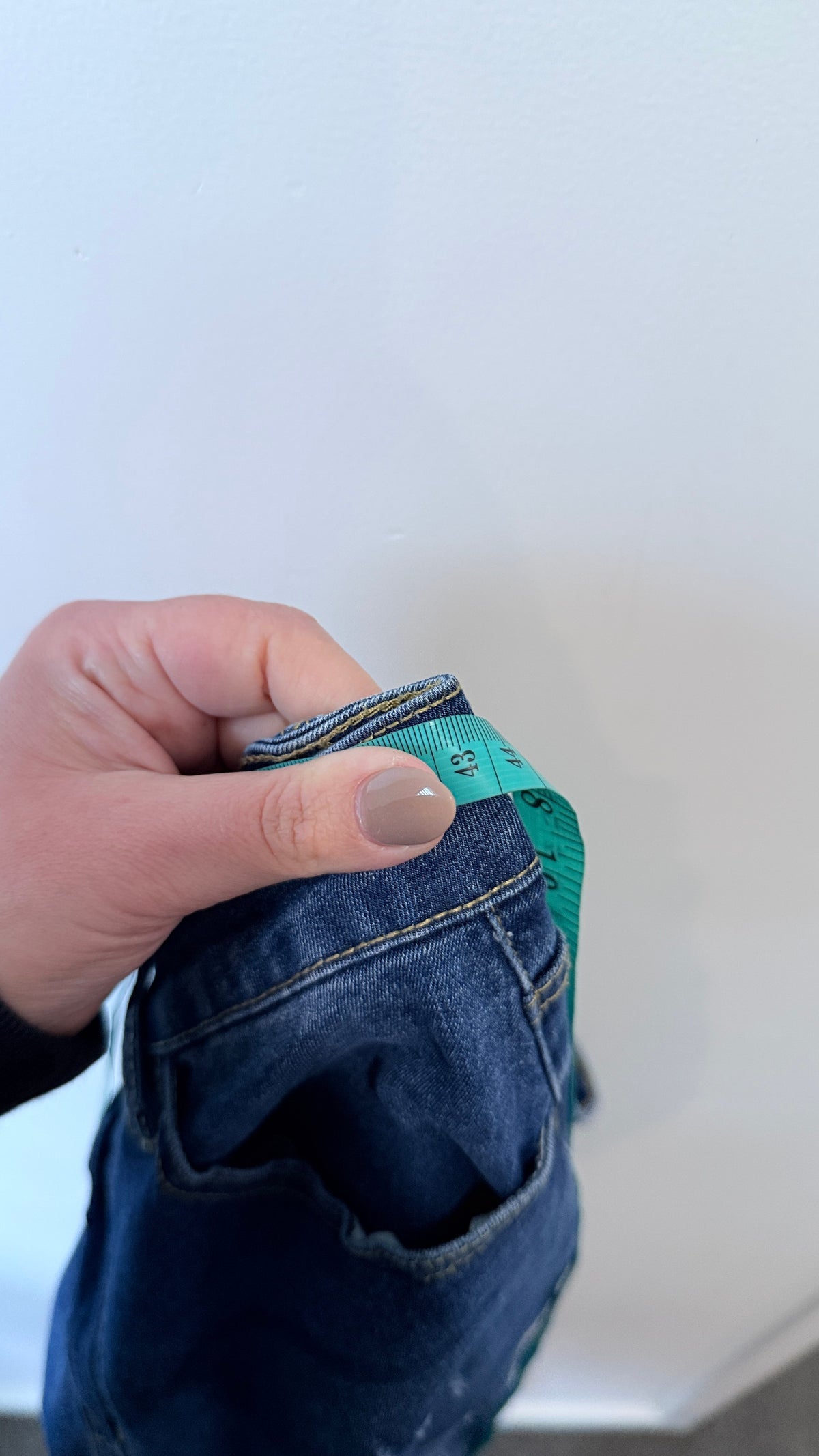 New Tusfan Mid Wash Jeans Size 34