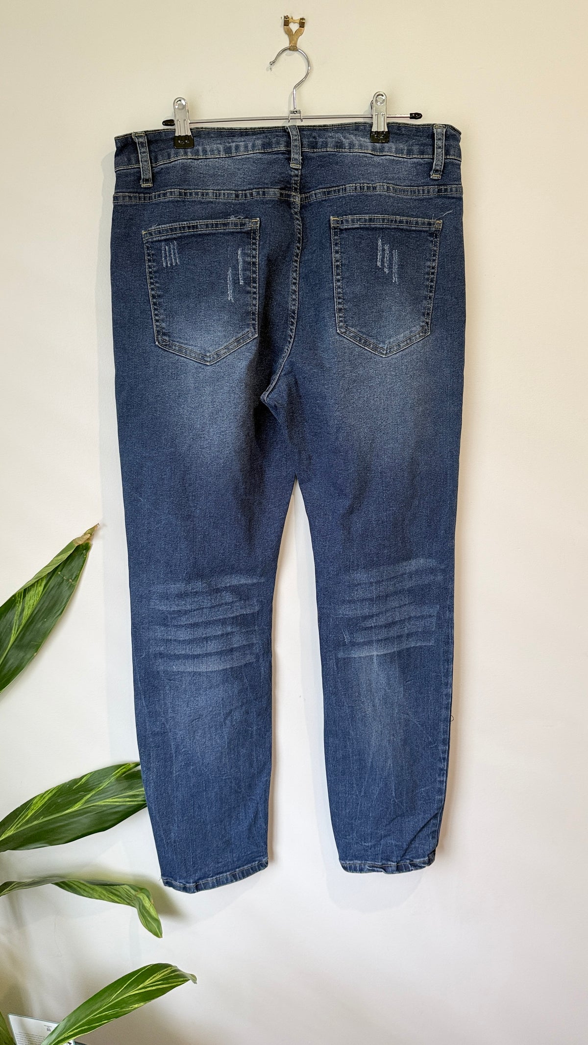 New Tusfan Mid Wash Jeans Size 34