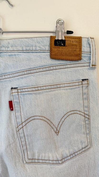 Levi's Wedgie Straight Light Wash Jeans Size 30