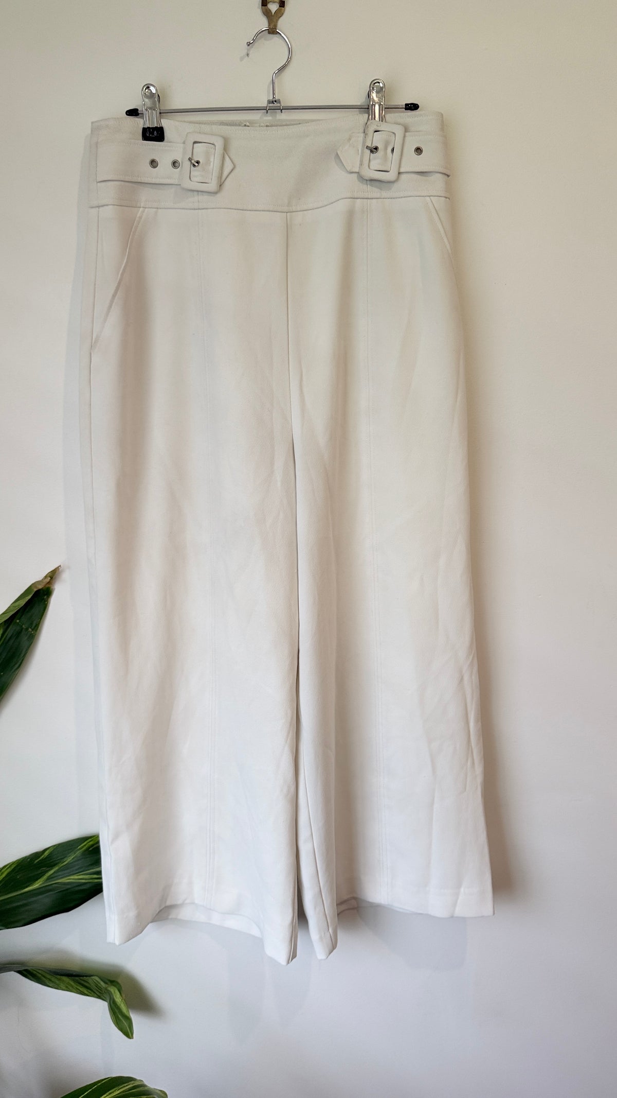 Portmans Cream Buckle Waist Wide Leg Pants Size 10