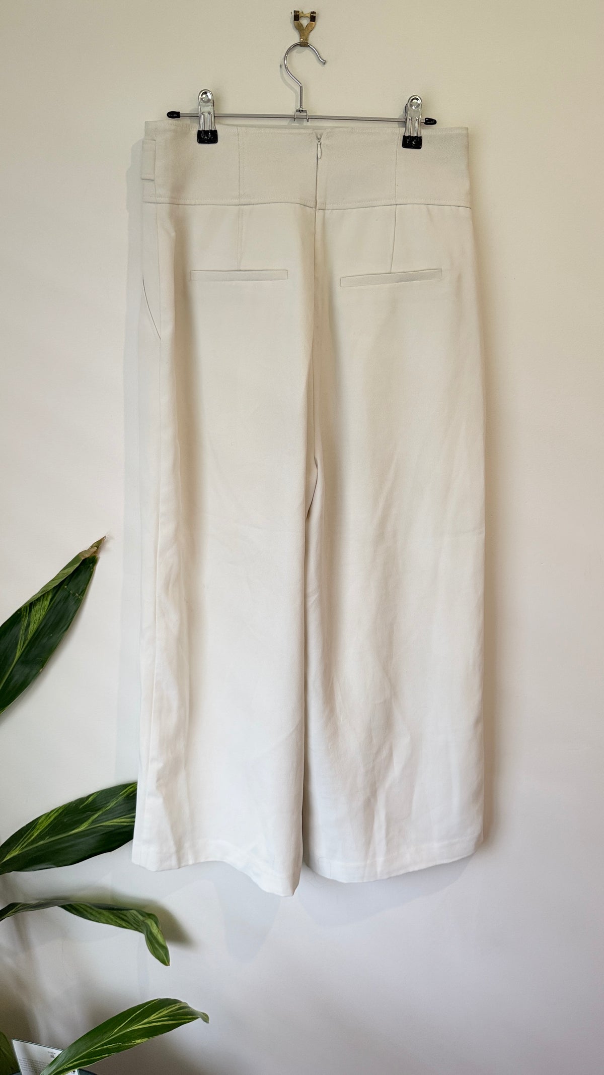 Portmans Cream Buckle Waist Wide Leg Pants Size 10