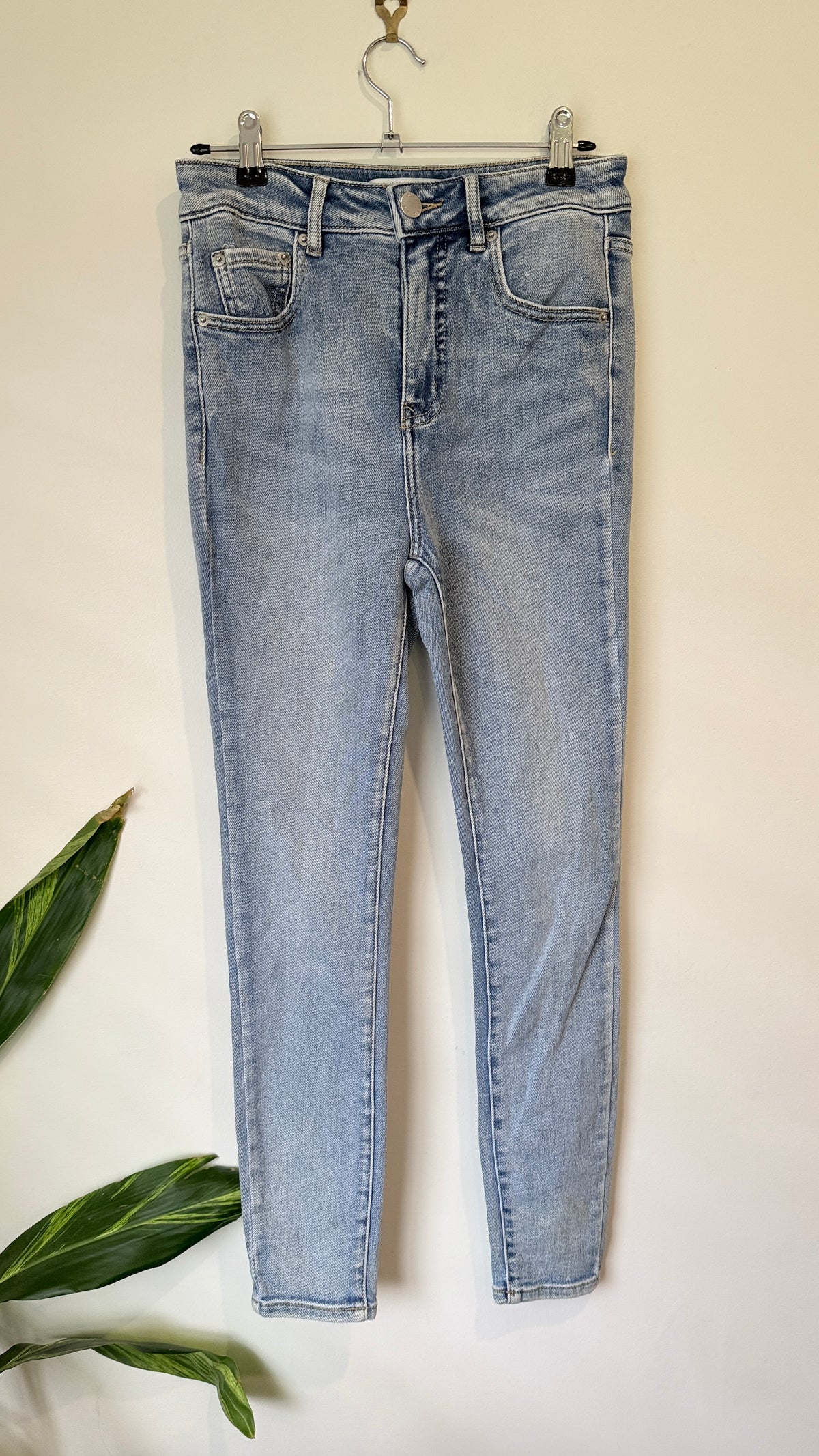 Decjuba D-Luxe Basics Light Wash Skinny Jeans Size 8