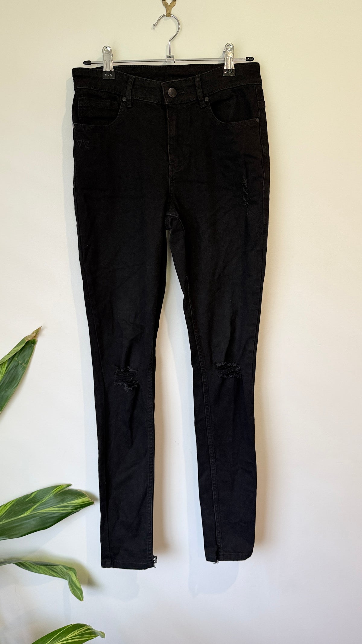 Shine On Label Black Distressed Skinny Jeans Size 8