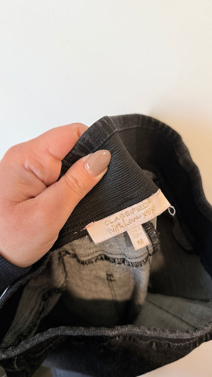 Classified With Love Size M Black Distressed Jeggings