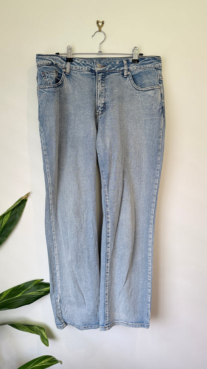 Urban Jeans Co Light Wash Wide Leg Jeans Size 12