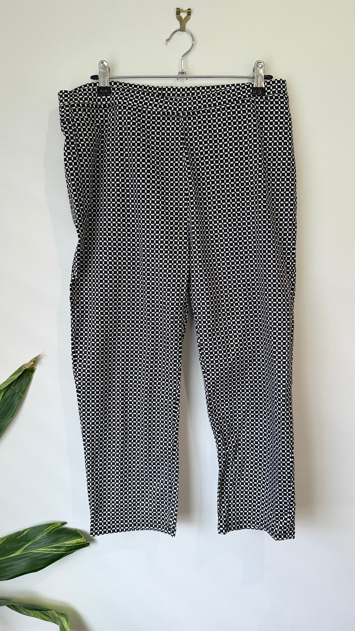 Vassalli Black and White Geometric Print Tapered Pants 80cm waist