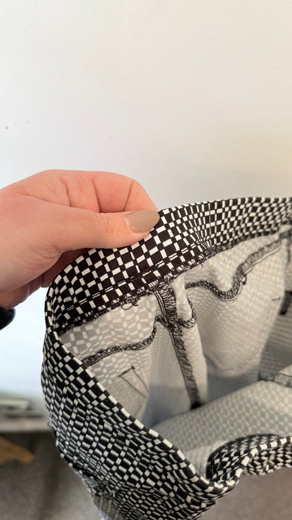 Vassalli Black and White Geometric Print Tapered Pants 80cm waist