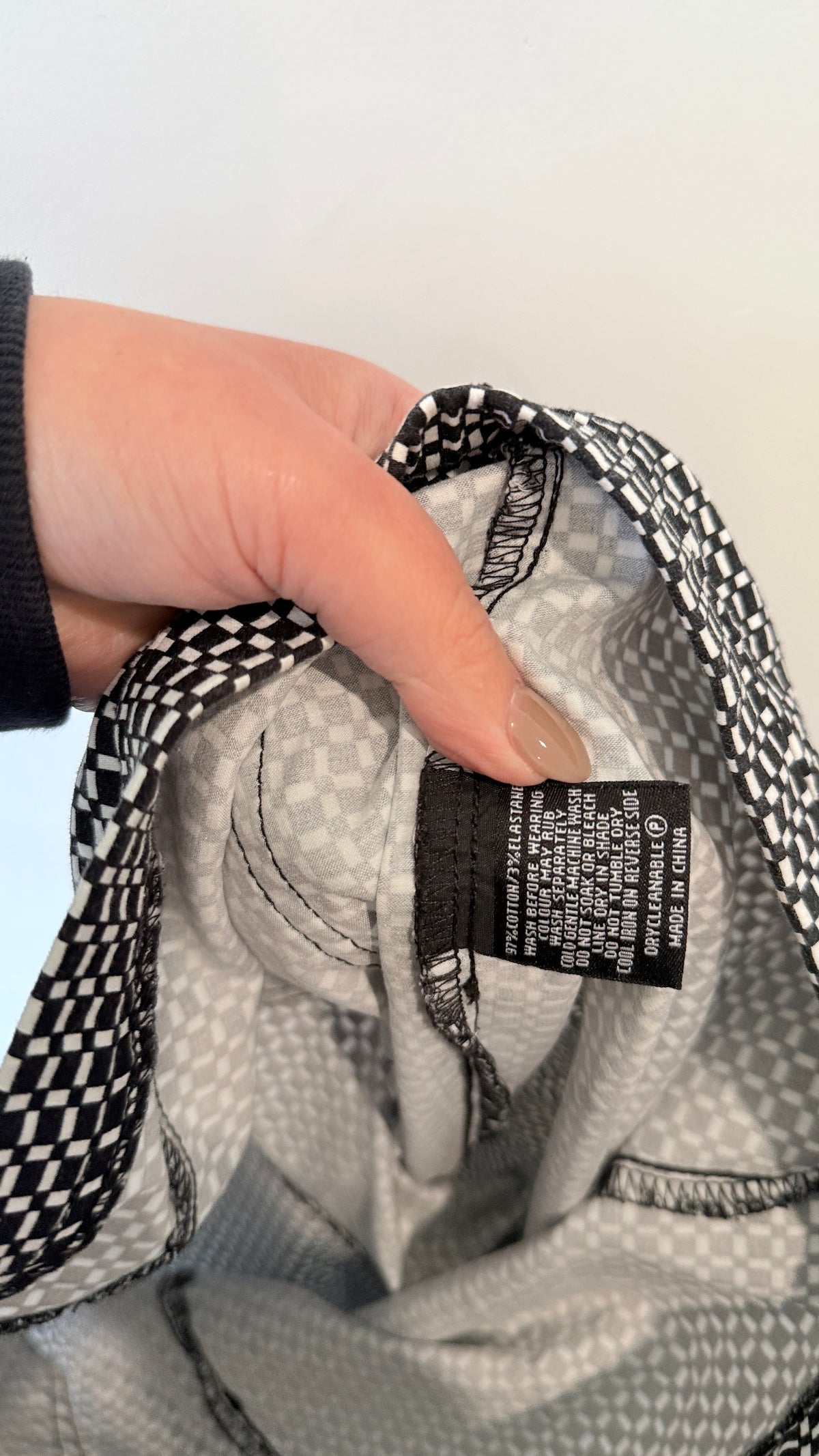 Vassalli Black and White Geometric Print Tapered Pants 80cm waist