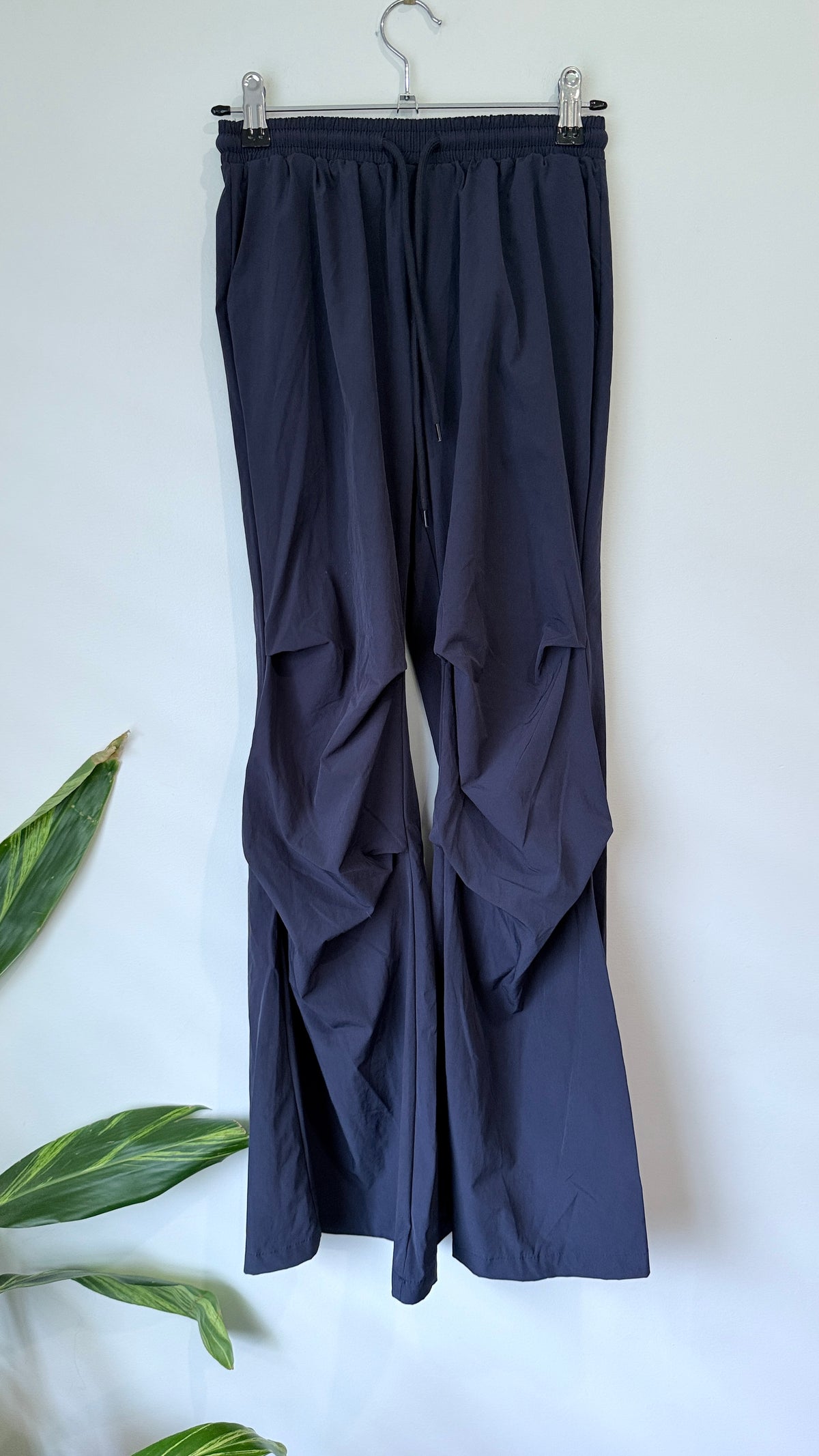 Rouched Leg Elastic Waist Pants Size 160/64A - 60cm waist