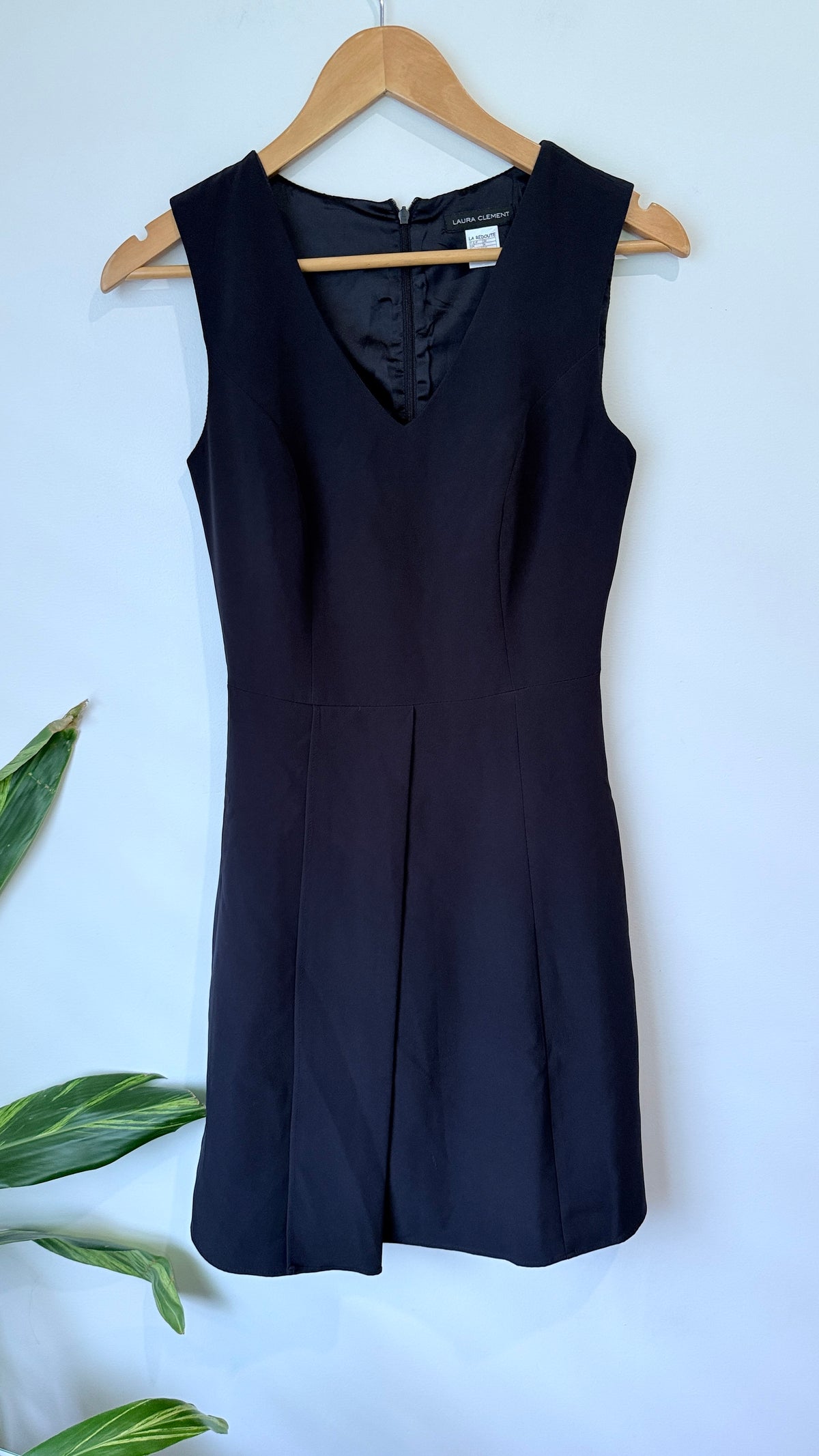 Laura Clement Navy Sleeveless Shift Dress Size 6