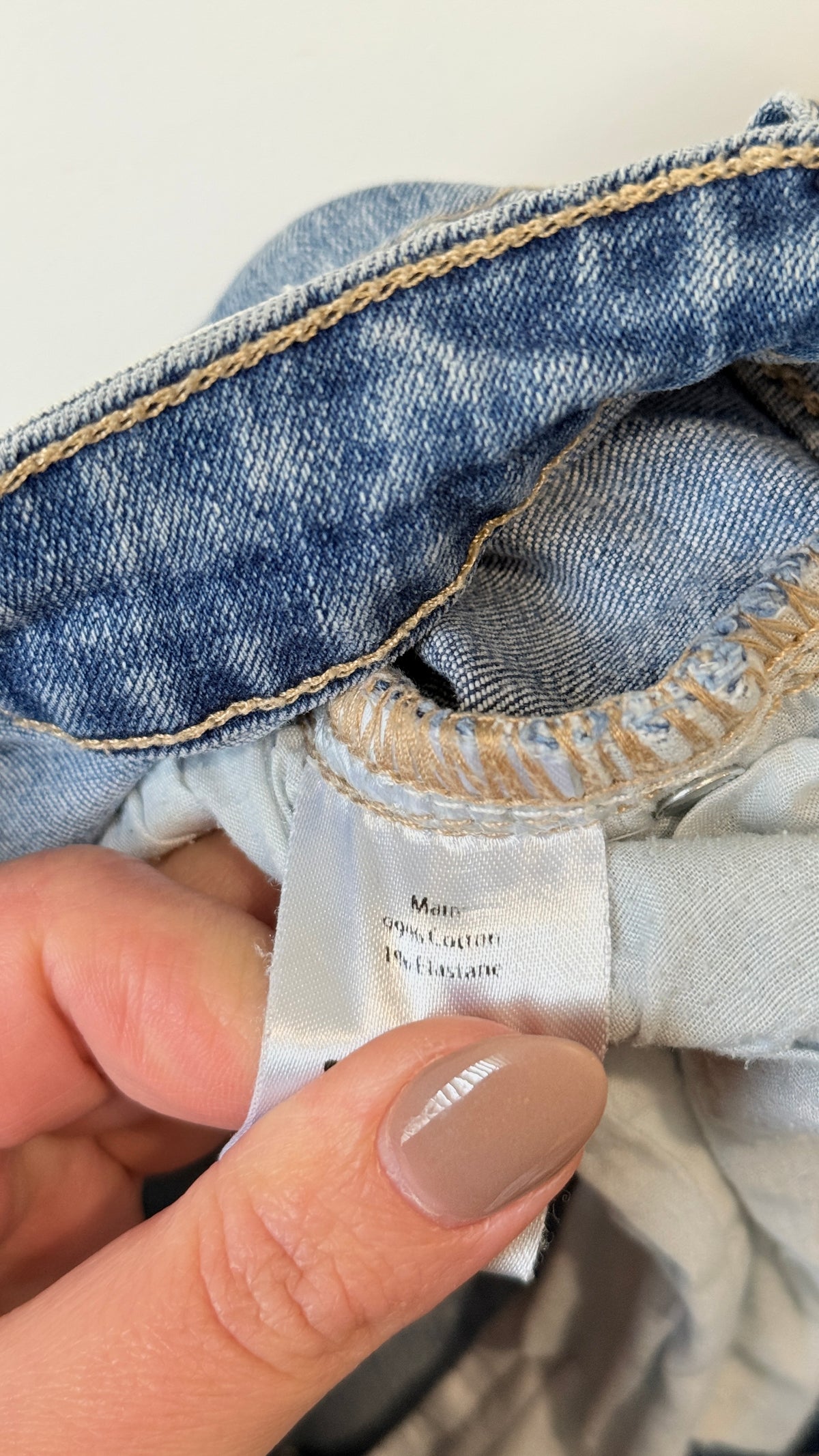 Shine On Label Light Wash Raw Hem Straight Jeans Size 10