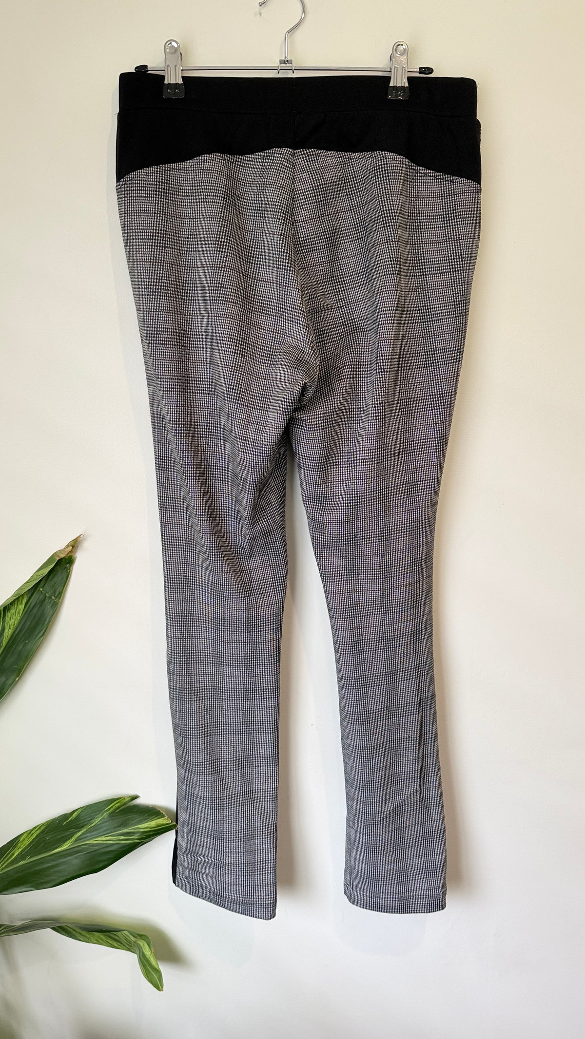 Merric Black and White Check Print Pants Size 12