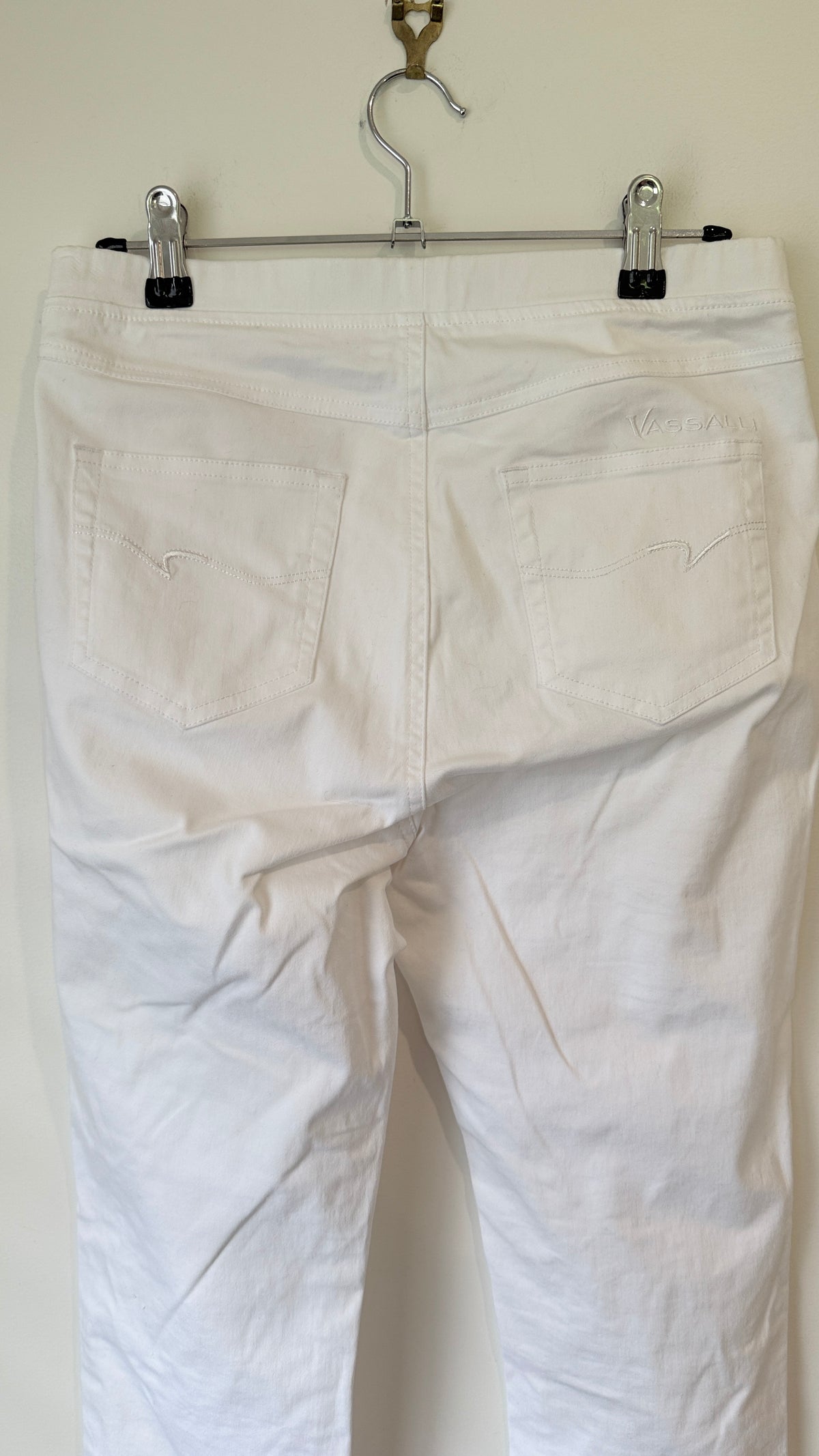 Vassalli White Cropped Pull on Pants Size 8