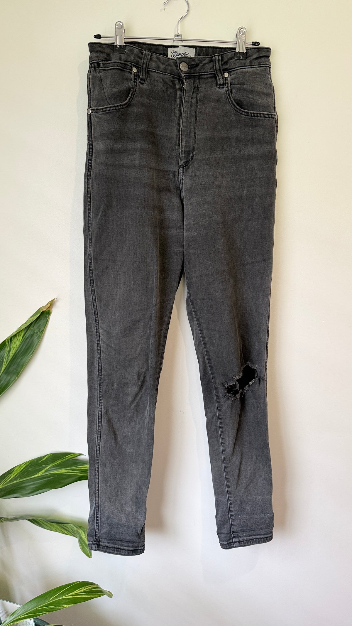 Wrangler Washed Black Distressed Skinny Jeans Size 9