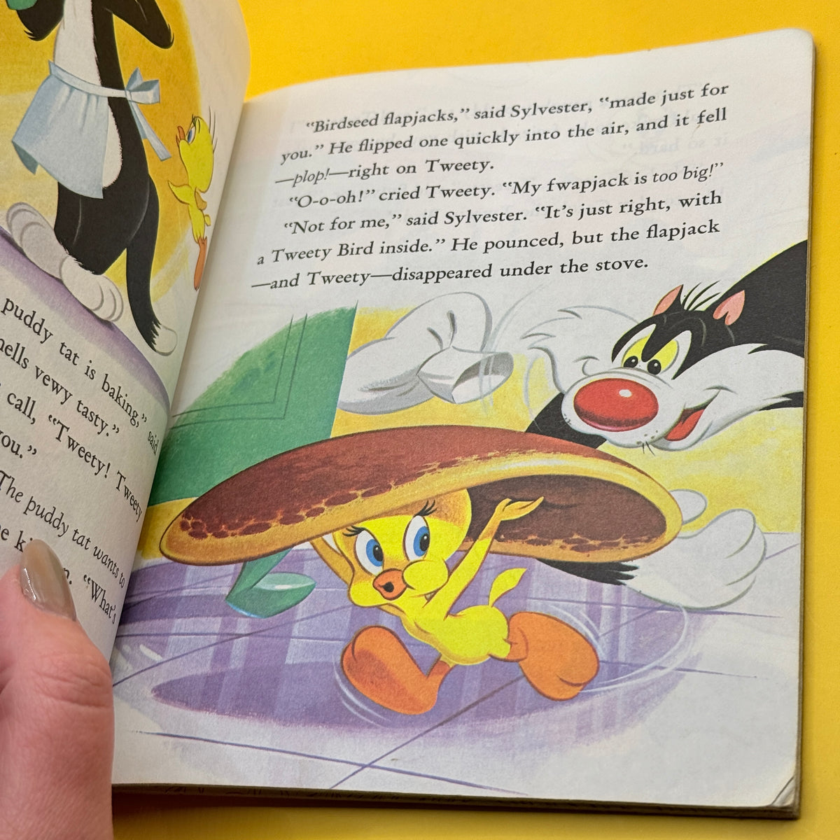 Golden Book: Tweety Plays Catch the Puddy Tat by Eileen Daly (1975)