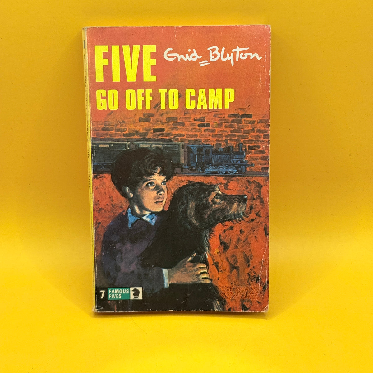 Five Go Off to Camp by Enid Blyton (1976)