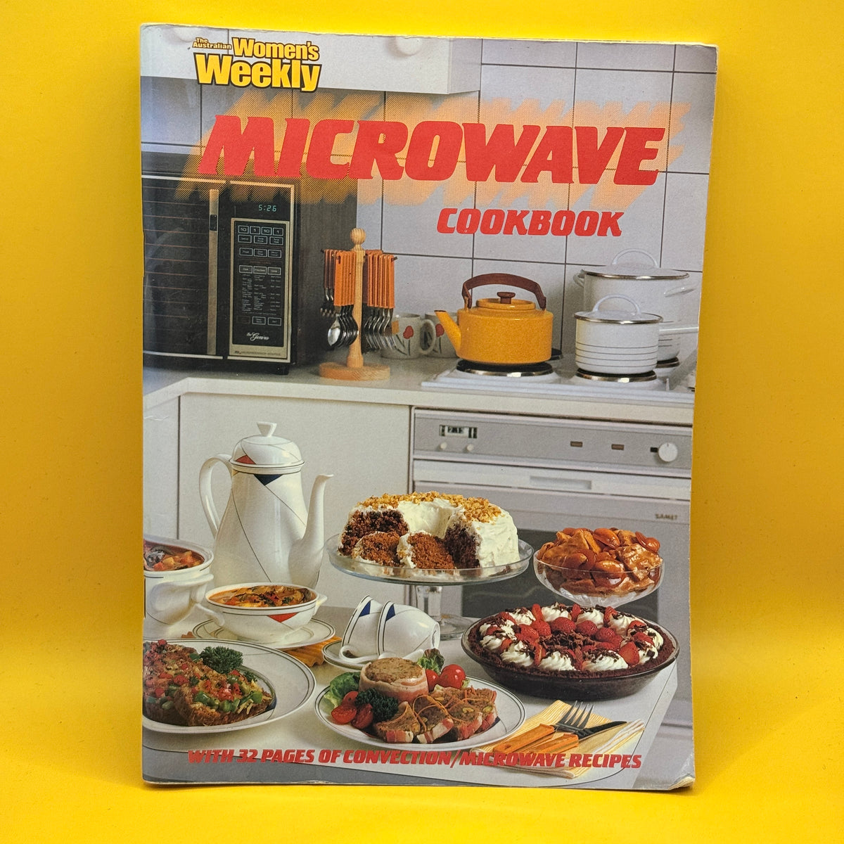 Women’s Weekly Microwave Cookbook by Pamela Clark