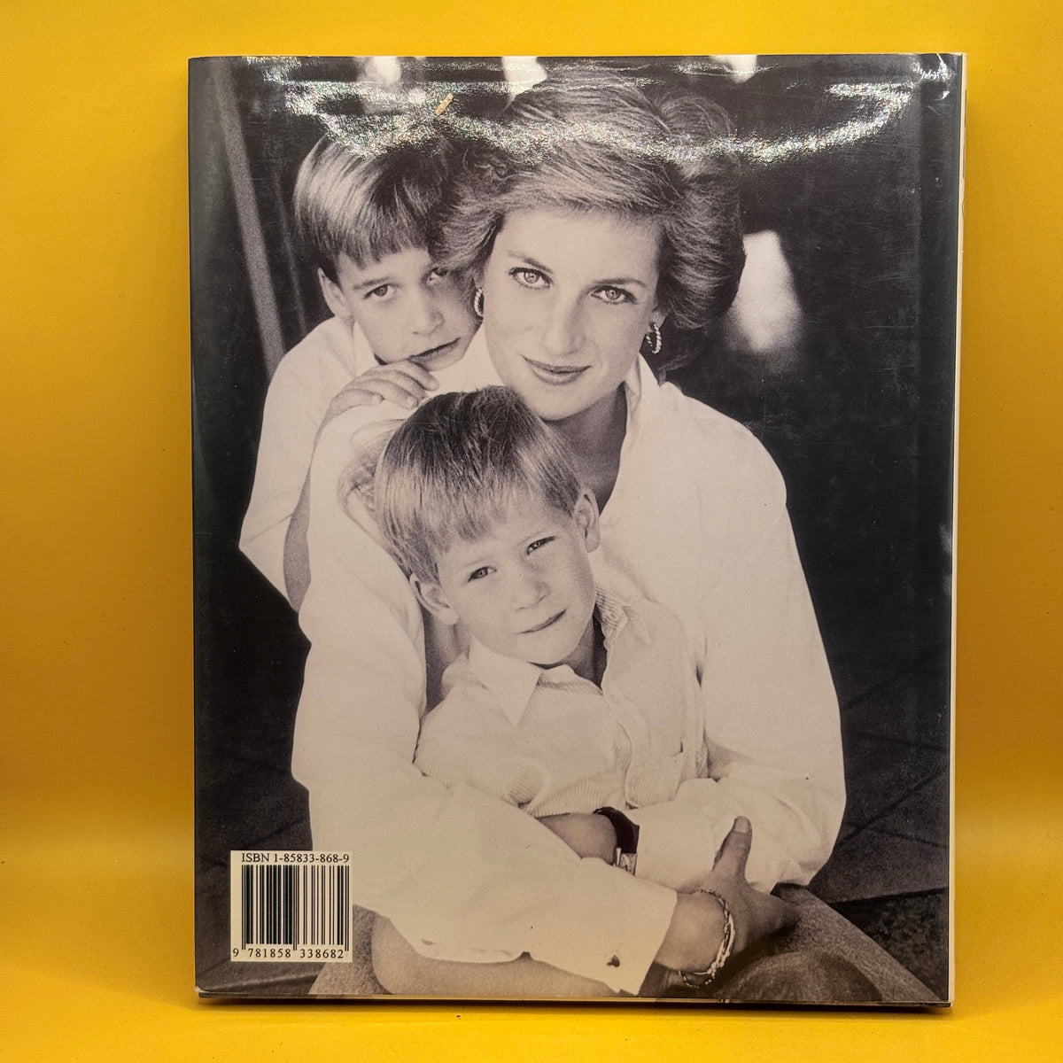 Diana: A Tribute to the People’s Princess by Peter Donnelly