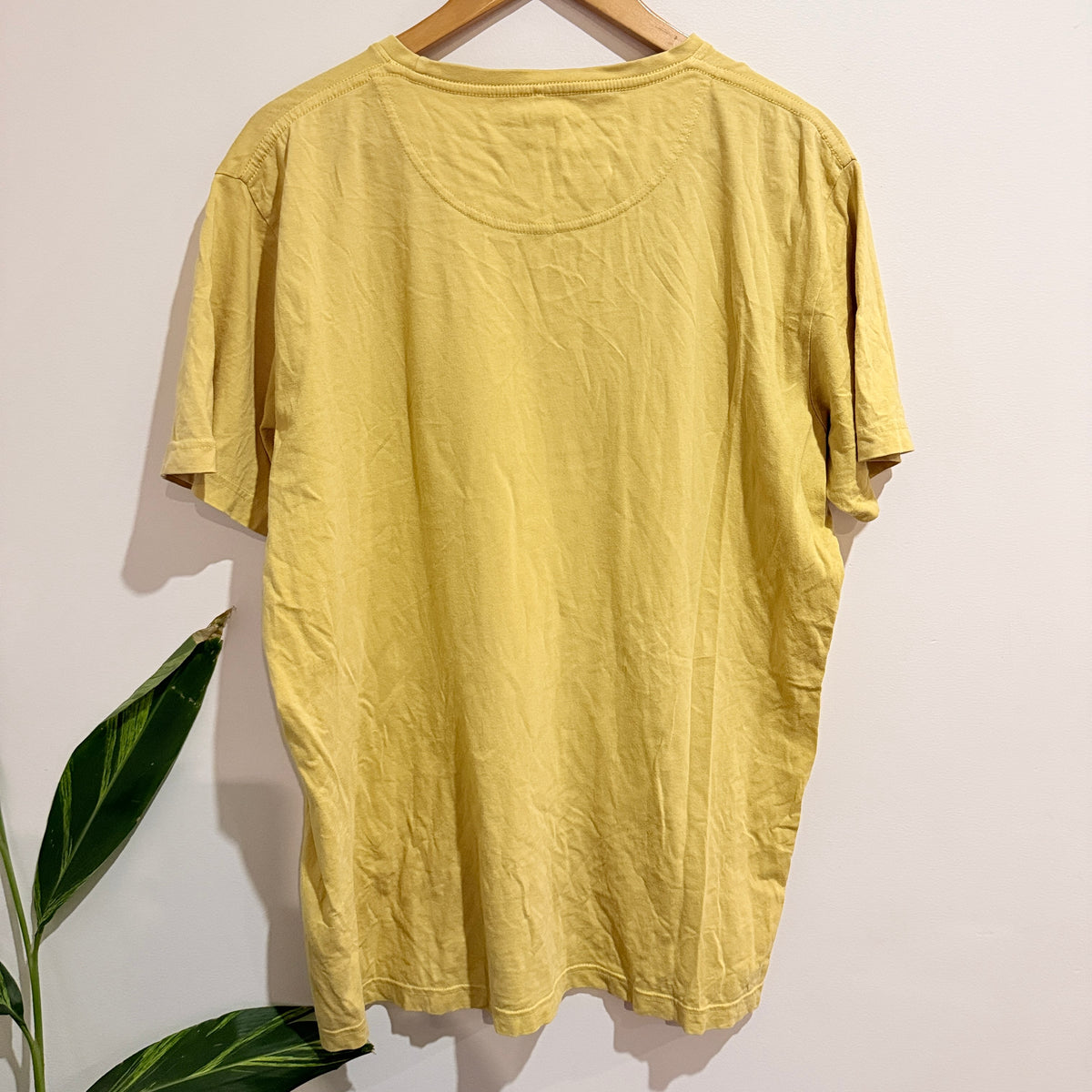 Macpac Crewneck T-shirt Size XL