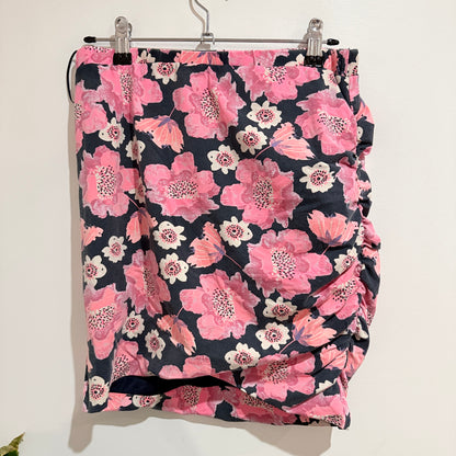 Outer Fabric: Floral Pattern Mini Skirt