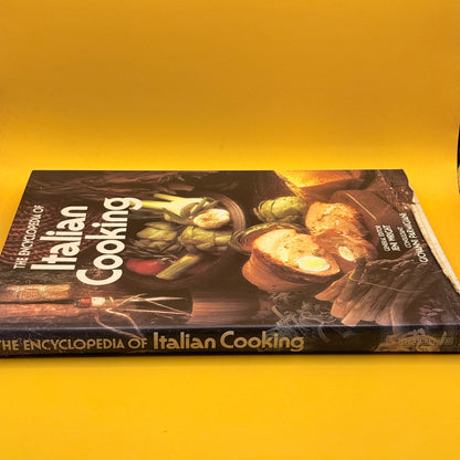 The Encyclopedia of Italian Cooking by Jeni Wright (1981)