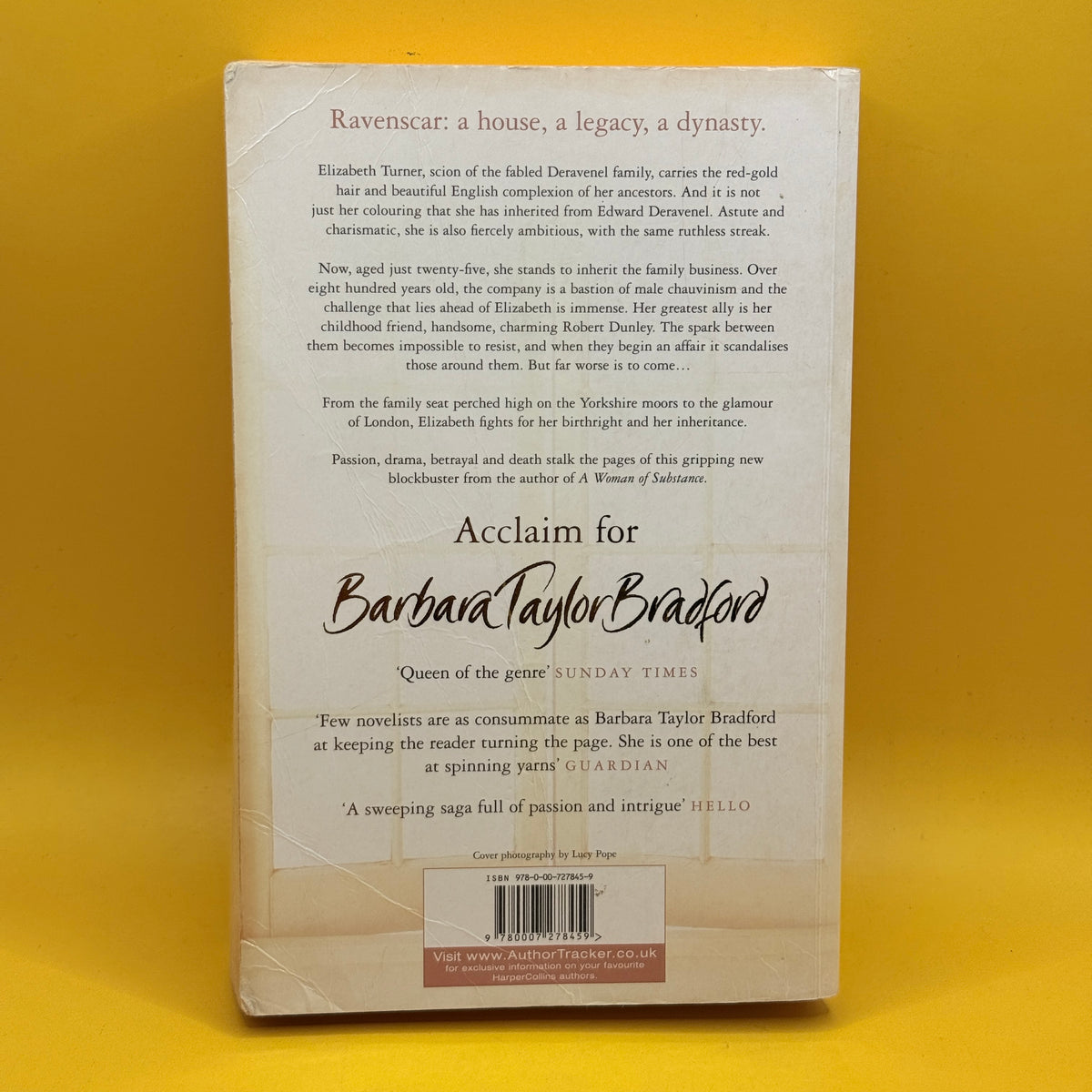 Being Elizabeth by Barbara Taylor Bradford