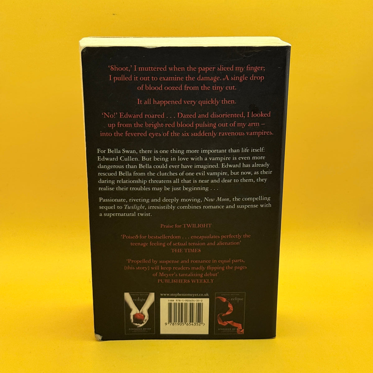New Moon by Stephenie Meyer (Special Edition)