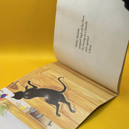 Slinky Malinki, Open the Door by Lynley Dodd