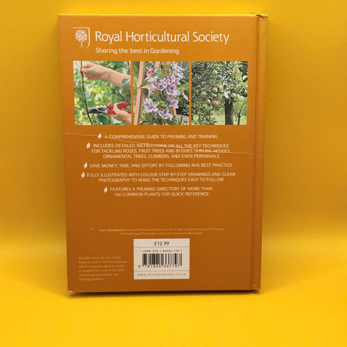 RHS Pruning & Training by Royal Horticultural Society