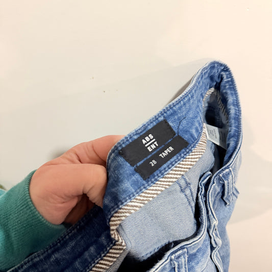Absent Light Wash Tapered Jeans Size 28
