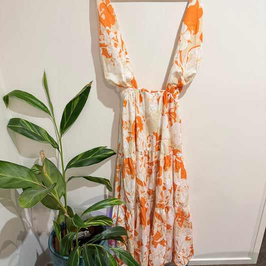 Fortunate One Floral Print Tiered Dress Size L