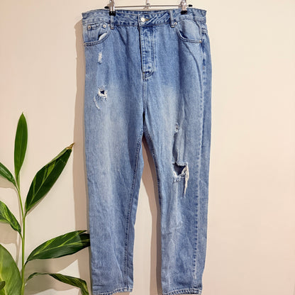 Glassons Light Wash Distressed Mom Jeans Size 16