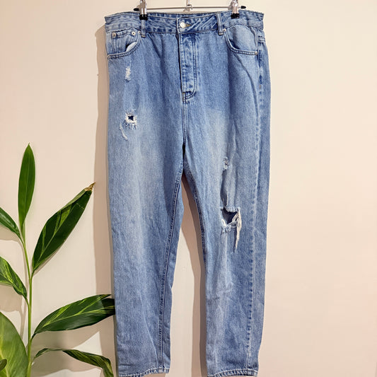 Glassons Light Wash Distressed Mom Jeans Size 16