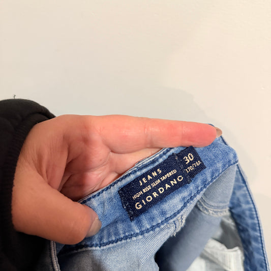 Giordano Light-wash Denim Jeans Size 30 | 170/74R | Waist 84cm