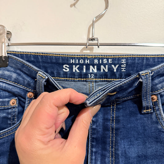 H & H Classic Blue Skinny Jeans Size 12