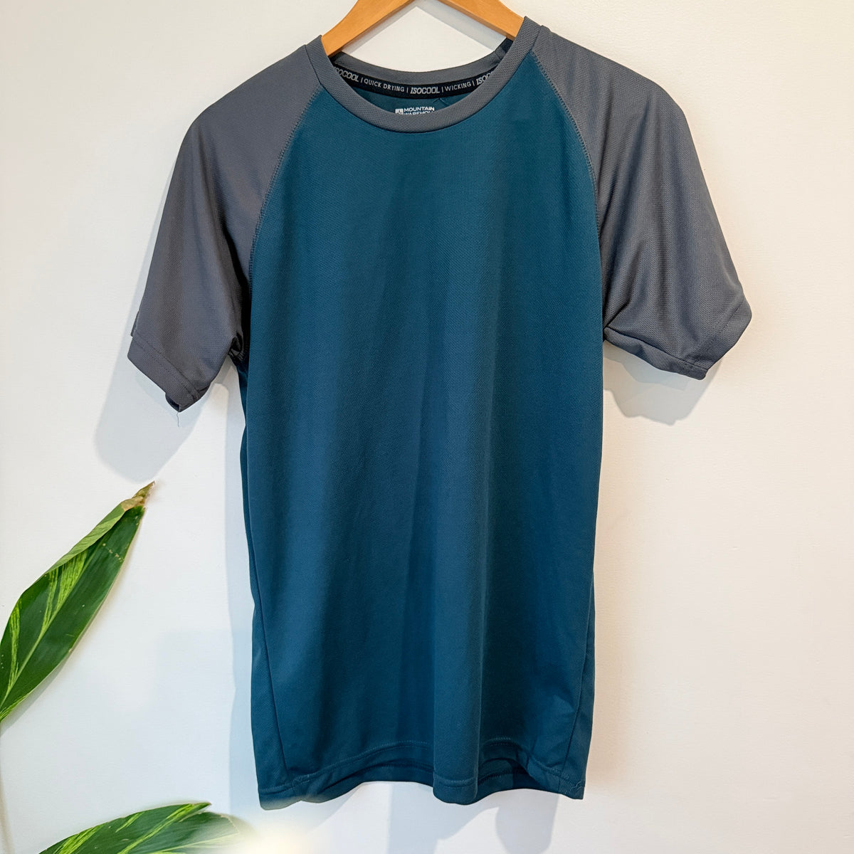 Mountain Warehouse IsoCool Teal Active Tee Size M