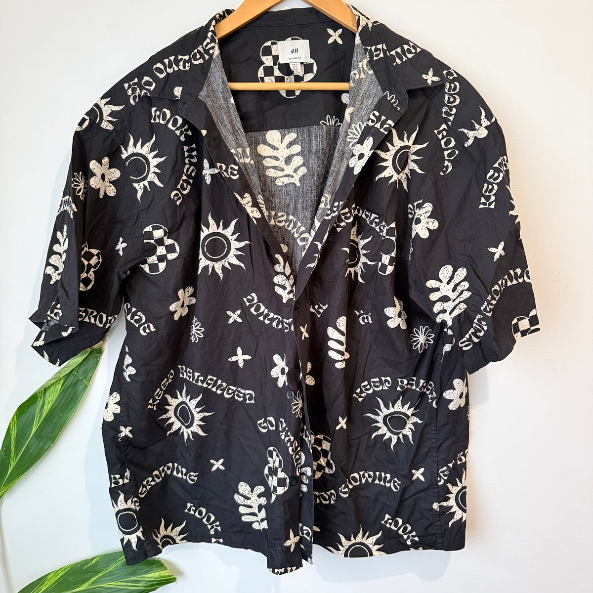 H&M Print Relaxed Shirt Size XL