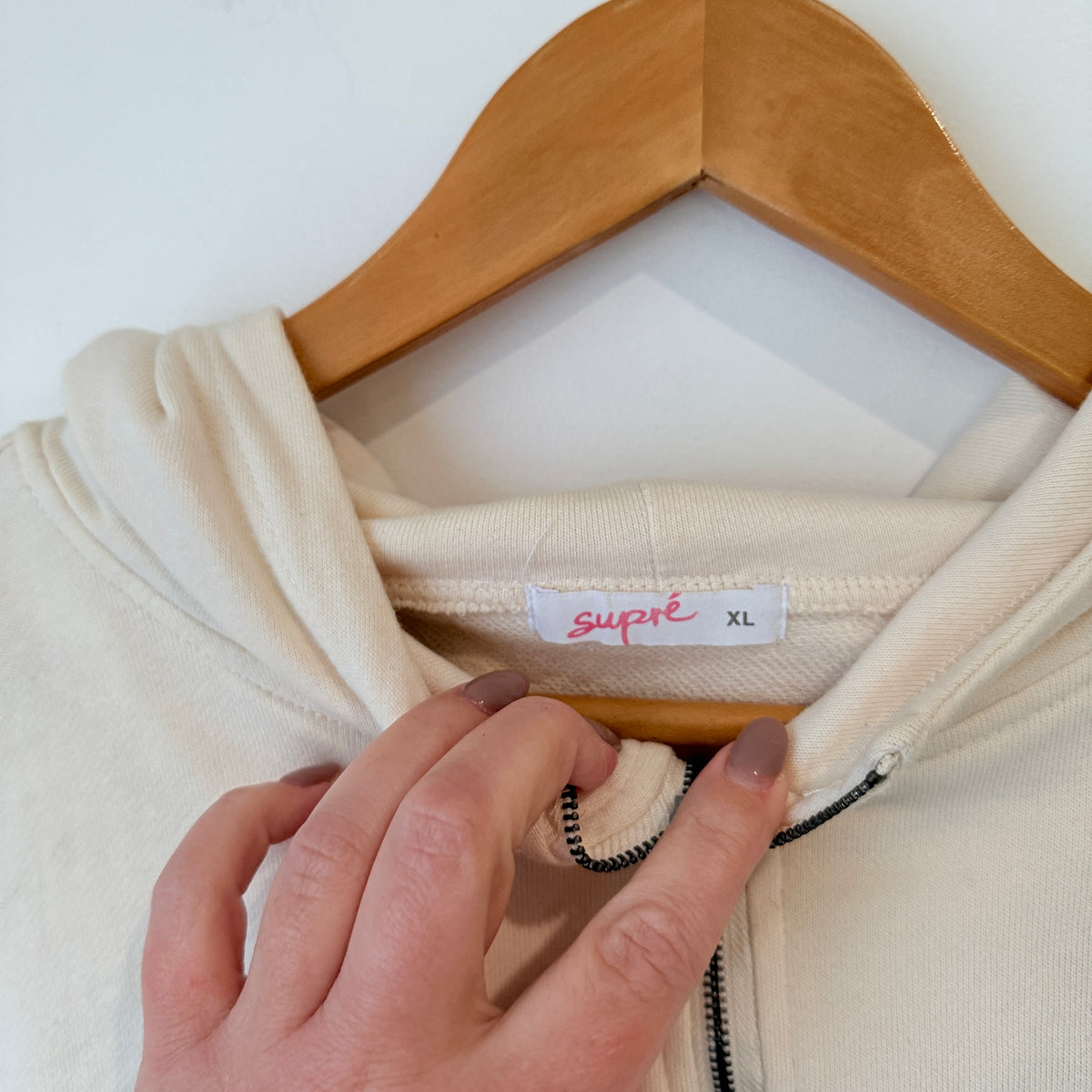 Supre Cream Cropped Half Zip Hoodie Size XL