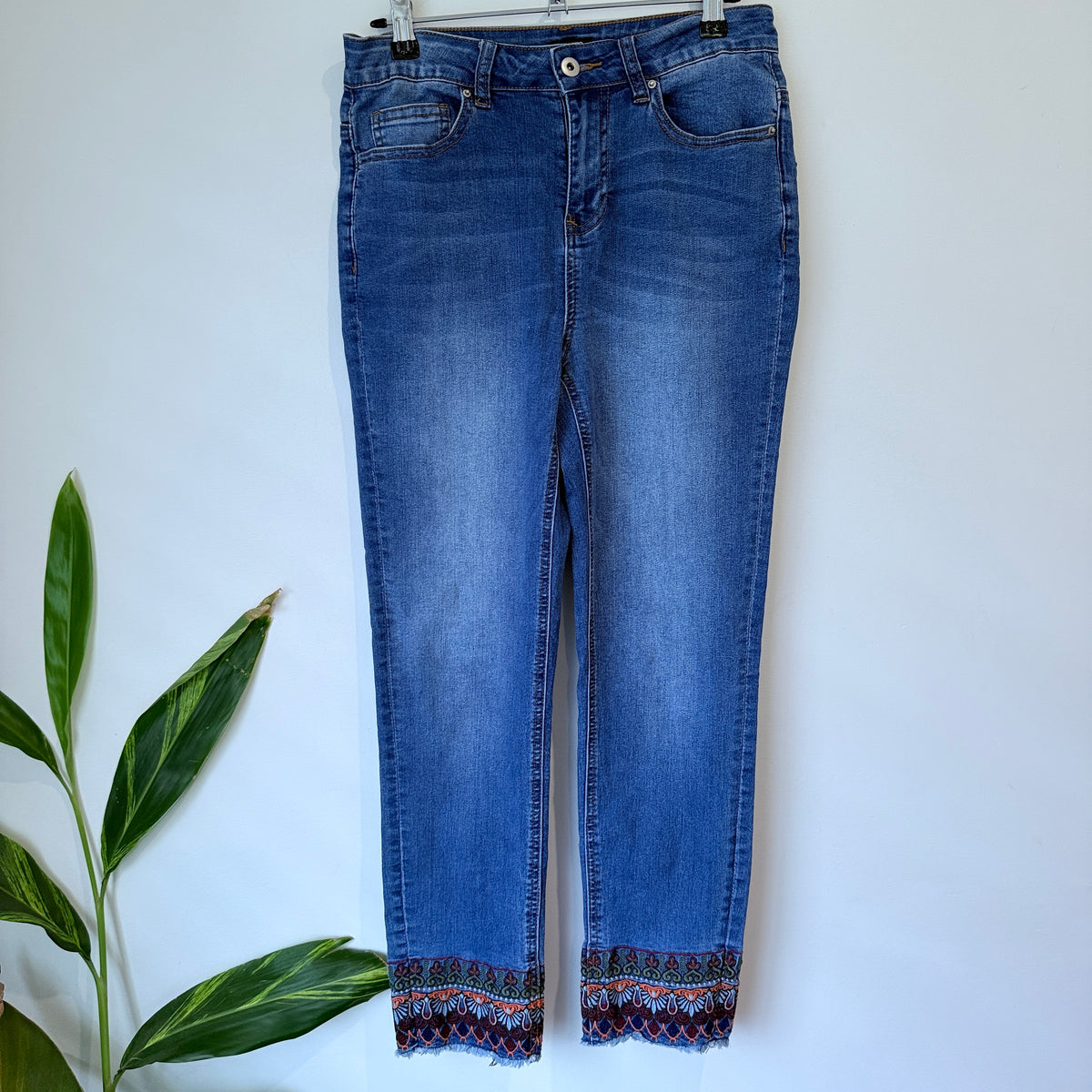 Emerge Blue Embroidered Hem Jeans Size 8