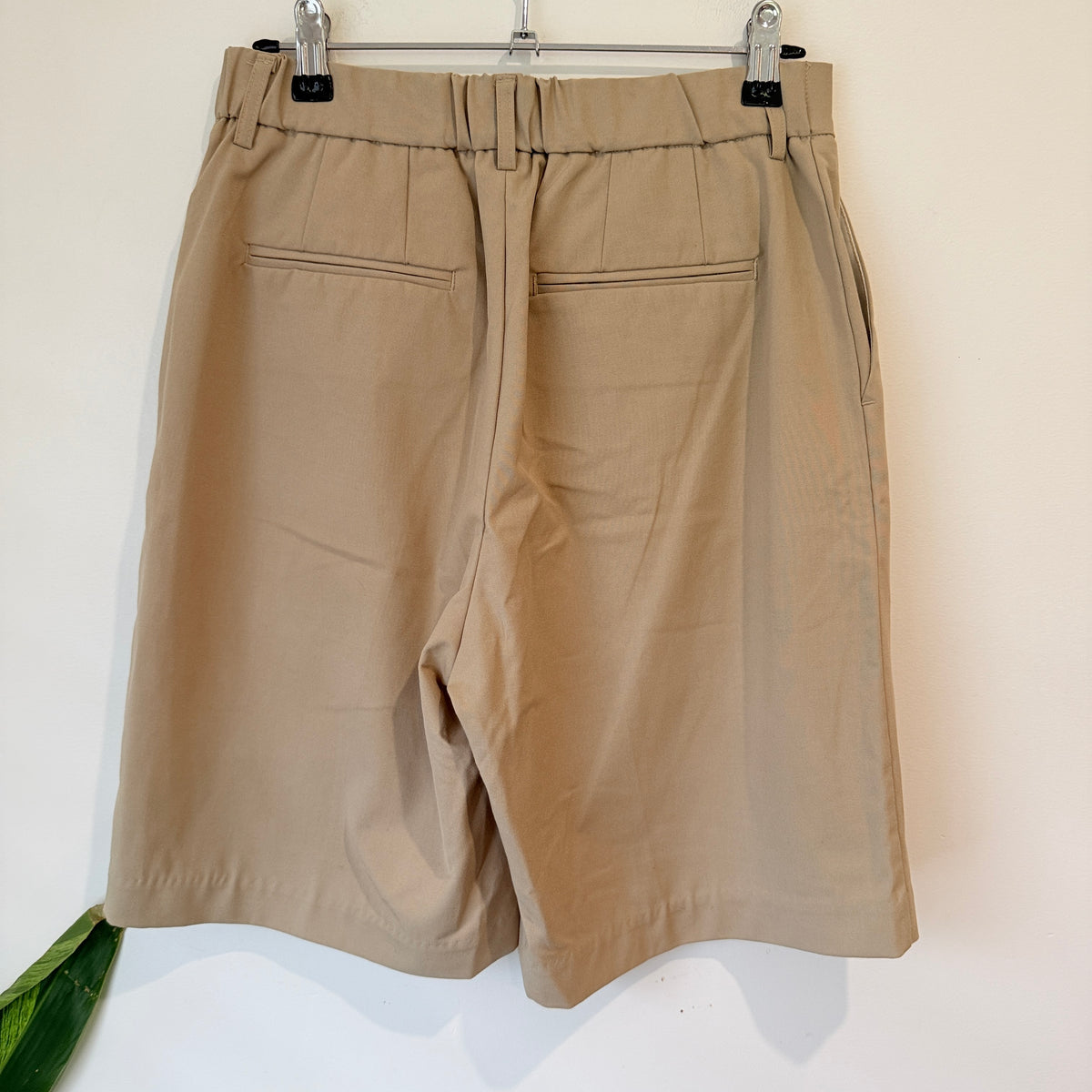 Beige Tailored Shorts Size S - 69cm waist