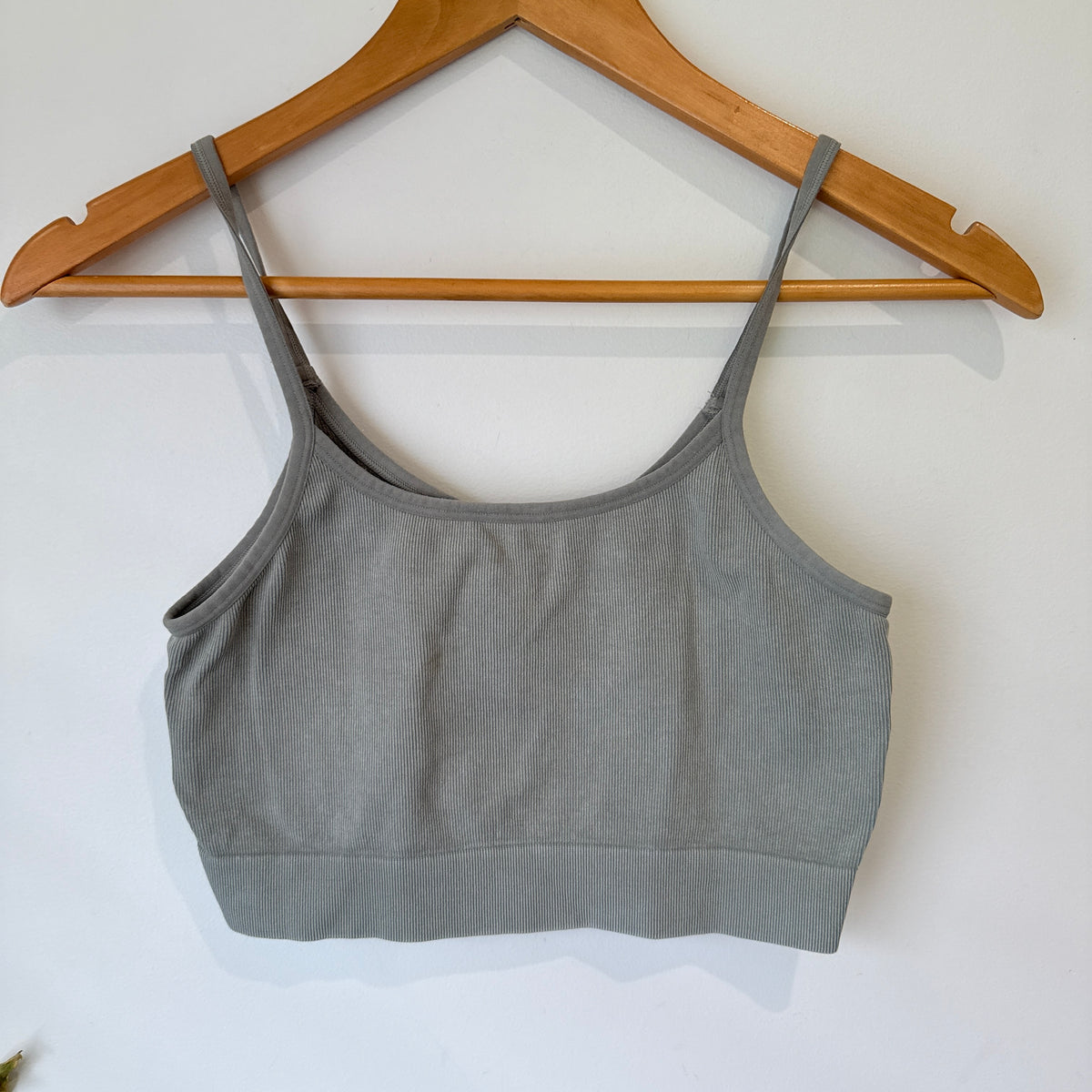 H&M Sage Green Ribbed Crop Cami Size S
