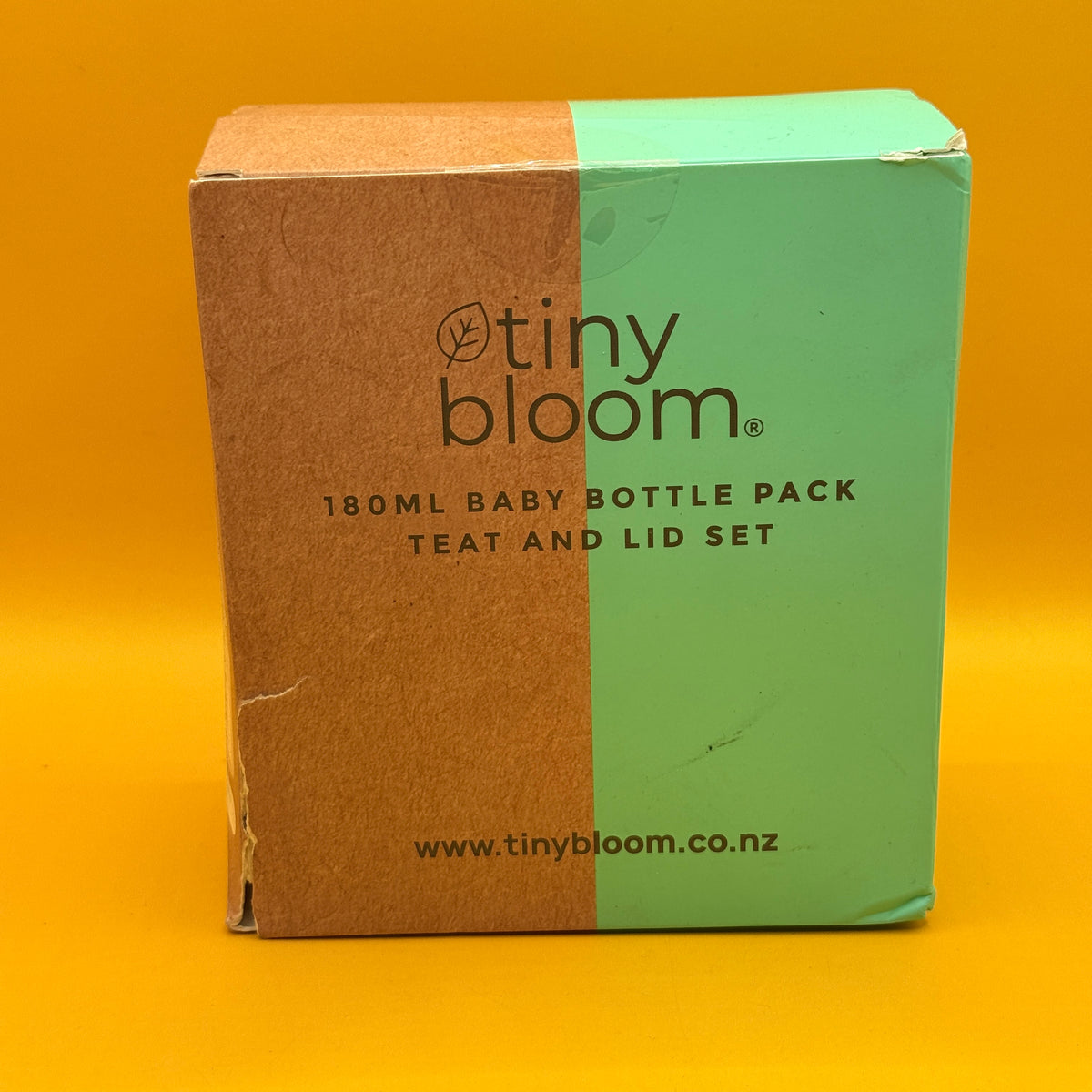 Tiny Bloom 180ml Baby Bottle Twin Pack Teat and Lid Set