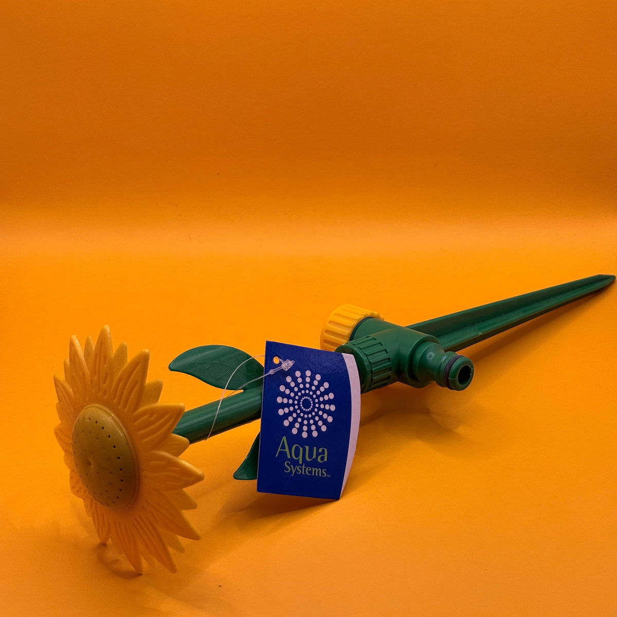 Daisy Garden Sprinkler Green & Yellow