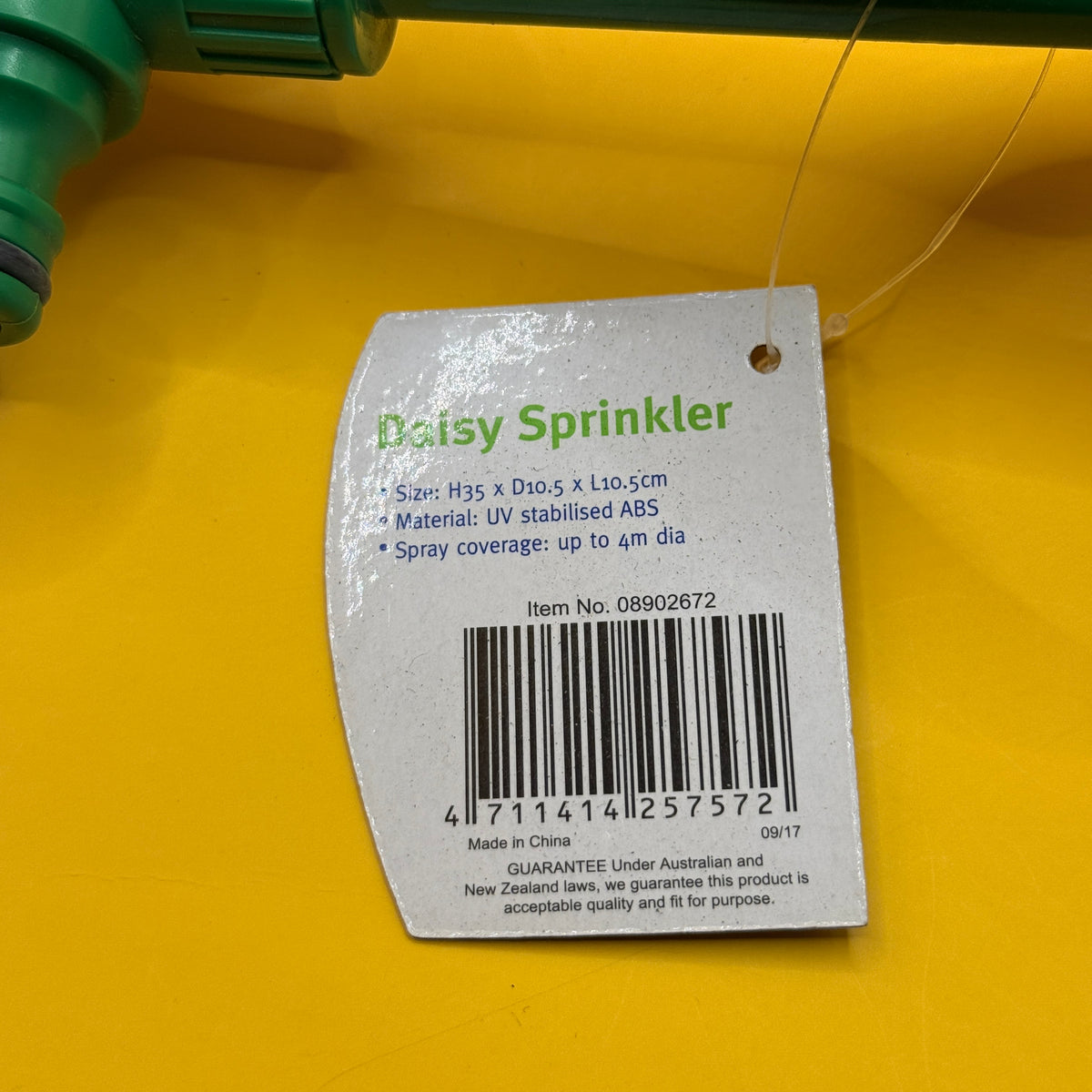 Daisy Garden Sprinkler Green & Yellow
