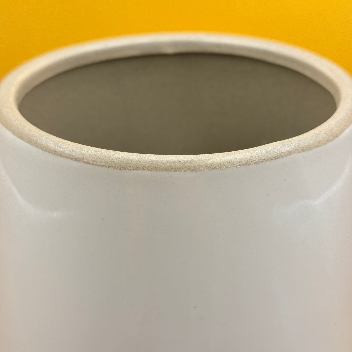 Harper Home Ensley White Vase 14 x 14 x 25.5 cm