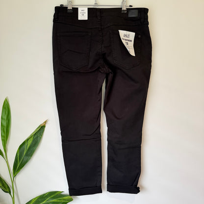 Just Jeans Amaze Slim Boyfriend Jeans Black Size 12