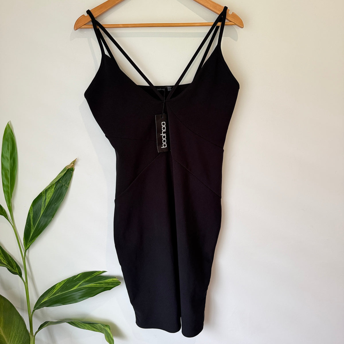 Boohoo Strappy Fitted Jumpsuit Black UK 18